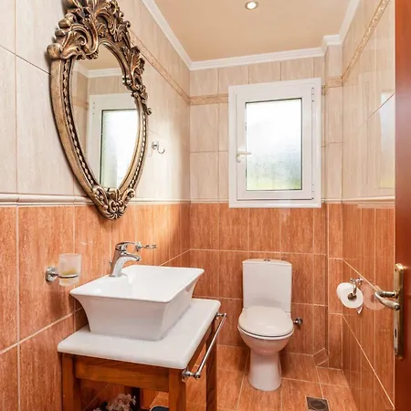 Romanza Alpha וילה *