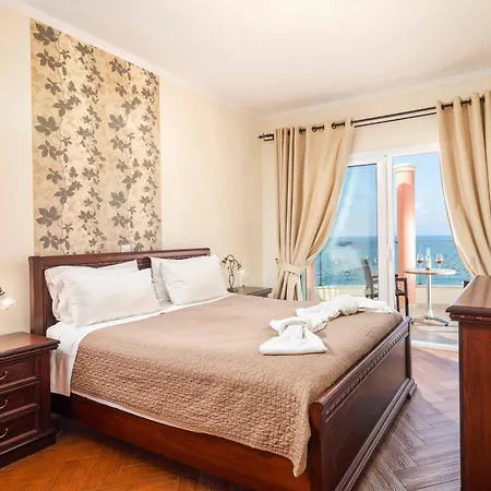 Villa Romanza Alpha