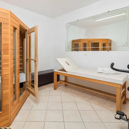 Romanza Alpha Villa *